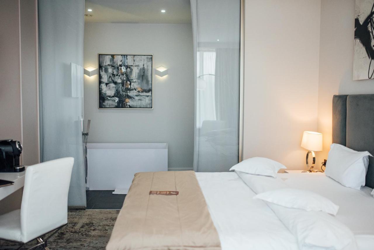 מלון Fabesca Boutique & 4*
